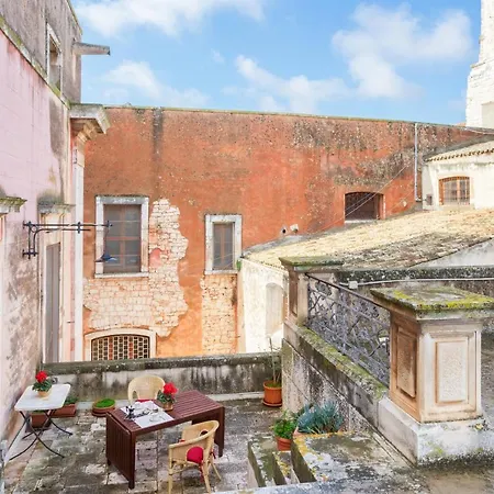 Apartment Guesthost - La Terrazza Sulla Chiesa Di San Francesco D'assisi